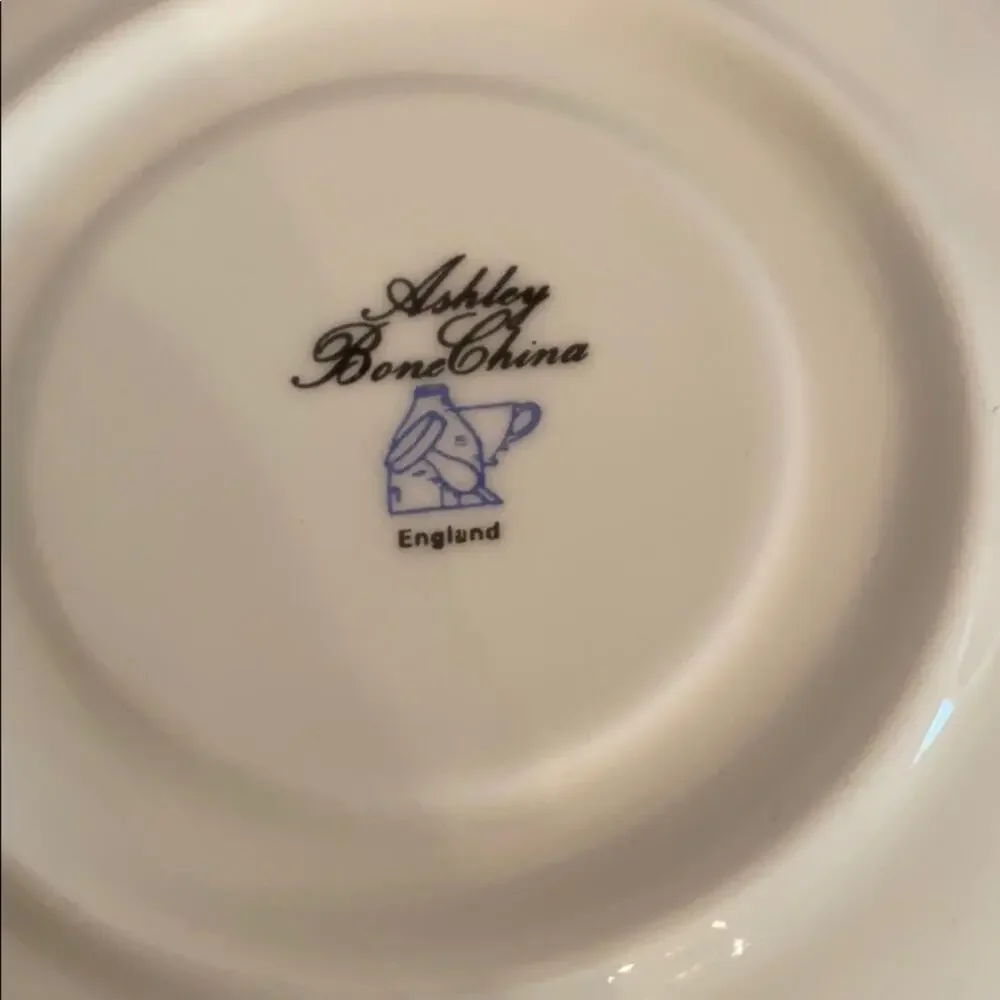 Ashley Bone China tea cup & saucer set English Porcelain Floral Pattern